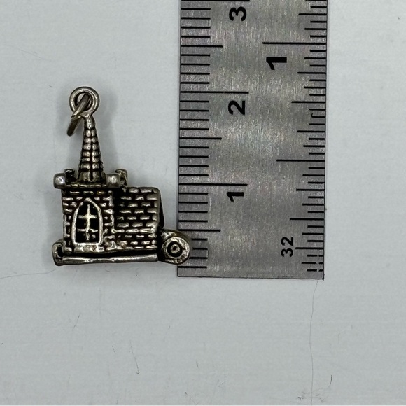 Vintage Castle Church Wedding Chapel Couple Sterling Silver Bracelet Charm Opens - Picture 7 of 7